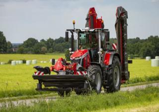 Tractoren met vierwielaandrijving Massey Ferguson MF 8S.265