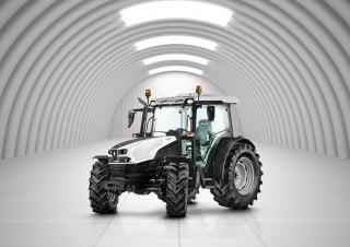 Tractoren met vierwielaandrijving Lamborghini Spire 90.4