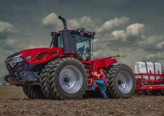 Tractoren met vierwielaandrijving Case IH Steiger 475