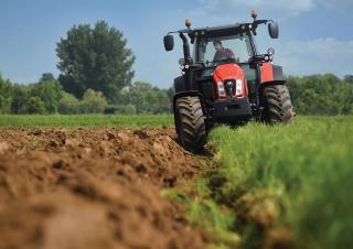 Tractoren met vierwielaandrijving SAME Virtus 130 