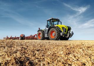 Tractoren met vierwielaandrijving Claas Xerion 4200 Trac VC