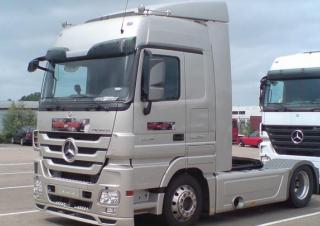 Trucks Trekkers Mercedes-Benz Actros 1848 LS 4x2