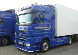 Trucks Trekkers Mercedes-Benz Actros 1855 LS 4x2