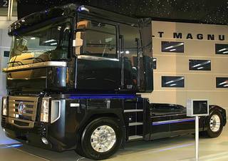 Trucks Trekkers Renault MAGNUM AE 430.18T