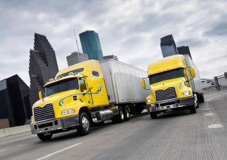 Trucks Trekkers Mack PINNACLE CA68 Conventional CXU603 MP8 6x4
