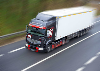 Trucks Trekkers Renault PREMIUM ROUTE 330 1.6M 4x2