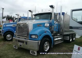 Trucks Trekkers Mack TITAN Day Cab ISX 550 8x6