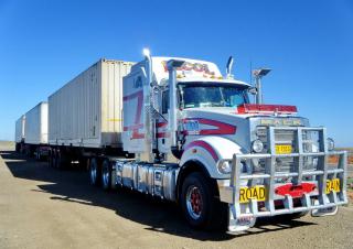Trucks Trekkers Mack TITAN Day Cab ISX 550 8x6
