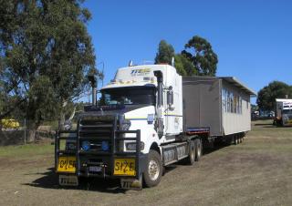 Trucks Trekkers Mack TITAN Day Cab ISX 550 8x6