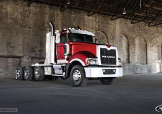 Trucks Trekkers Mack TITAN Day Cab ISX 550 8x6