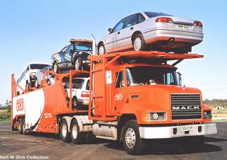 Trucks Trekkers Mack VALUE-LINER CA65 EA7-370 CCRS 4x2