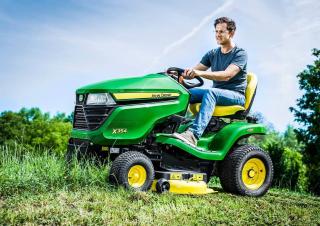 Zitmaaiers en Tuin tractoren John Deere X354