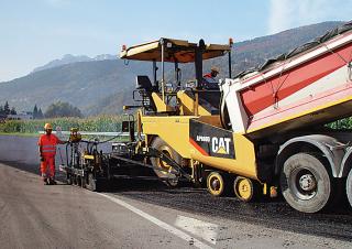 Verrijdbare asfalteermachine Caterpillar AP600D
