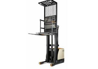 Orderverzameltrucks Crown SP 3500-30