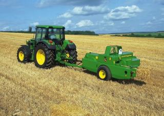 Vierkante-balenpersen John Deere 459