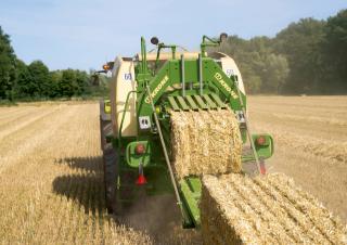 Vierkante-balenpersen Krone Big Pack 870 HDP XC