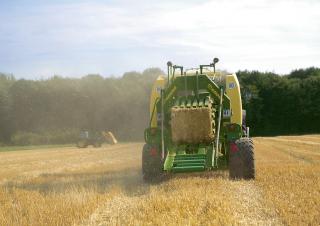 Vierkante-balenpersen Krone Big Pack 870 HDP XC