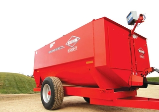 voertechnologie voermengwagens Kuhn RA 130