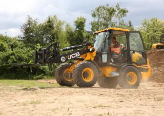 Wielladers JCB 409