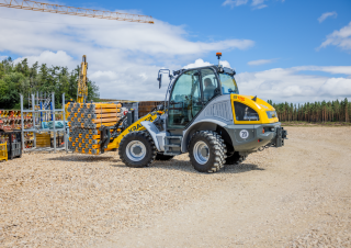 Wielladers Kramer 8115