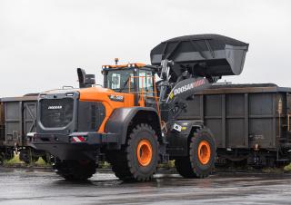 Wielladers Doosan DL580-7