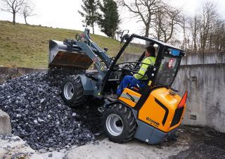 Wielladers Giant G2500 X-tra HD