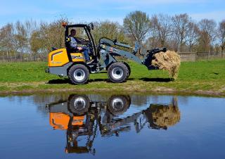 Wielladers Giant G2700 HD+