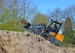 Wielladers Giant G2700 HD+