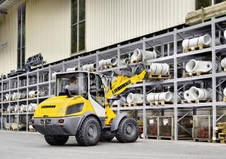 Wielladers Liebherr L 506 Compact