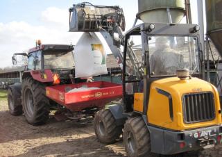 Wielladers Giant V 452 T