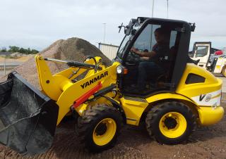 Wielladers Yanmar V8 