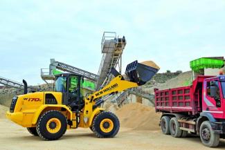 Wielladers New Holland W170C LR
