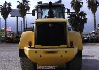 Wielladers New Holland W270B