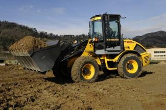 Wielladers New Holland W80B TC
