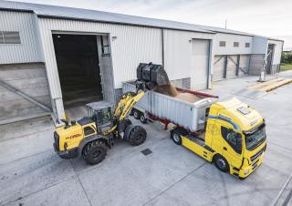 Wielladers New Holland W170D LR