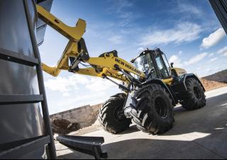 Wielladers New Holland W170D LR