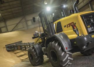Wielladers New Holland W170D LR
