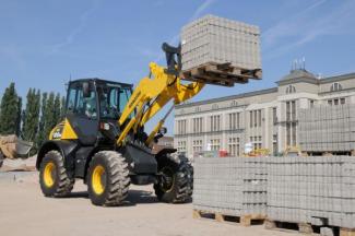 Wielladers Komatsu WA100M-6