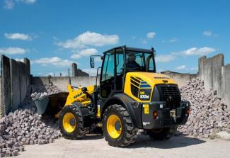 Wielladers Komatsu WA100M-7
