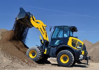 Wielladers Komatsu WA100M-8E0