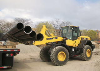 Wielladers Komatsu WA320-7