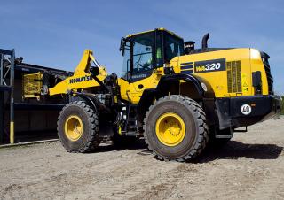 Wielladers Komatsu WA320-8E0