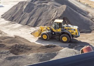 Wielladers Komatsu WA380-8E0