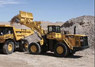 Wielladers Komatsu WA600-6