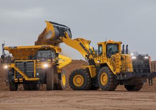 Wielladers Komatsu WA900-8E0