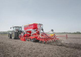 Zaaimachines Pöttinger Terrasem R 4 fertilizer