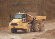 Kiepwagens Caterpillar 740B