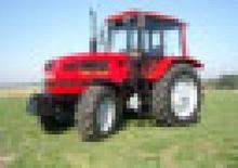Tractoren met vierwielaandrijving Belarus 1021.3