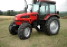 Tractoren met vierwielaandrijving Belarus 1523.4