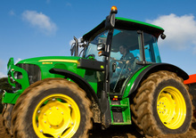 Tractoren met vierwielaandrijving John Deere 5090 R